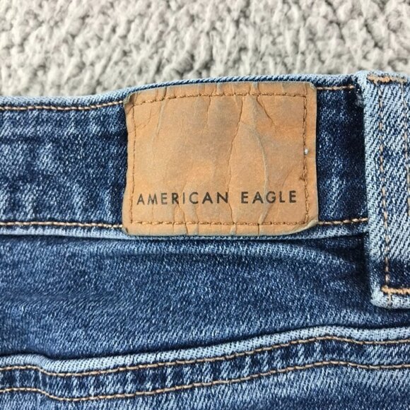 AMERICAN EAGLE Womens Size 00 SHORT Mom Jean Medium Wash Stretch High Rise Jeans - Picture 3 of 16